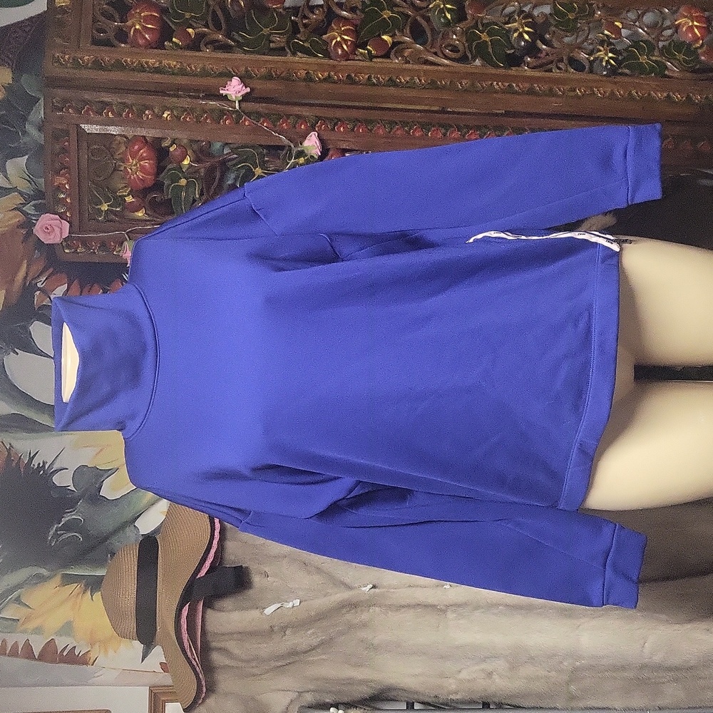 Nike sweater med